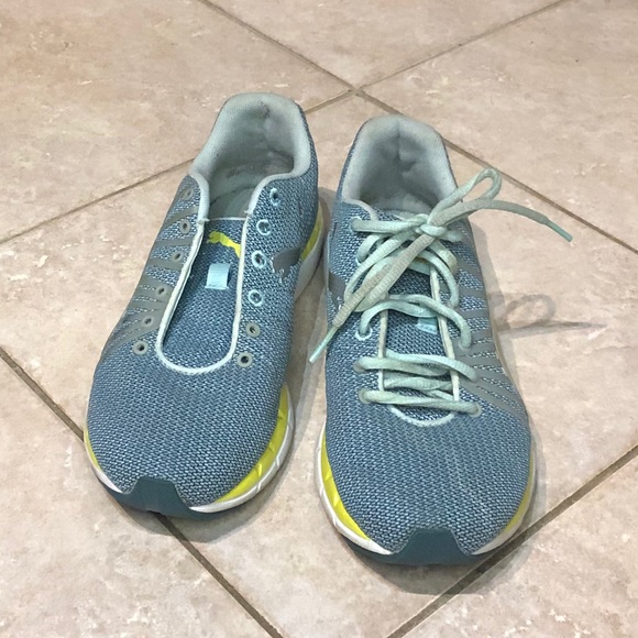 Puma Runners - Picture 3 of 3